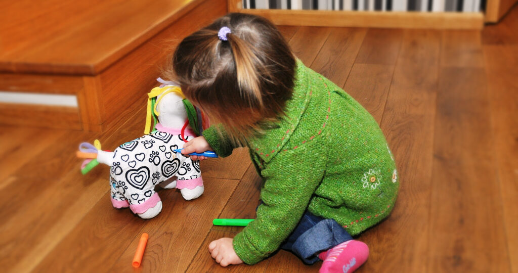 Zabawki do kolorowania „Pokoloruj i zmyj” – najlepszy prezent dla małych malarzy