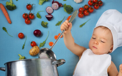 Rozszerzanie diety niemowlaka — czego nie podawać?