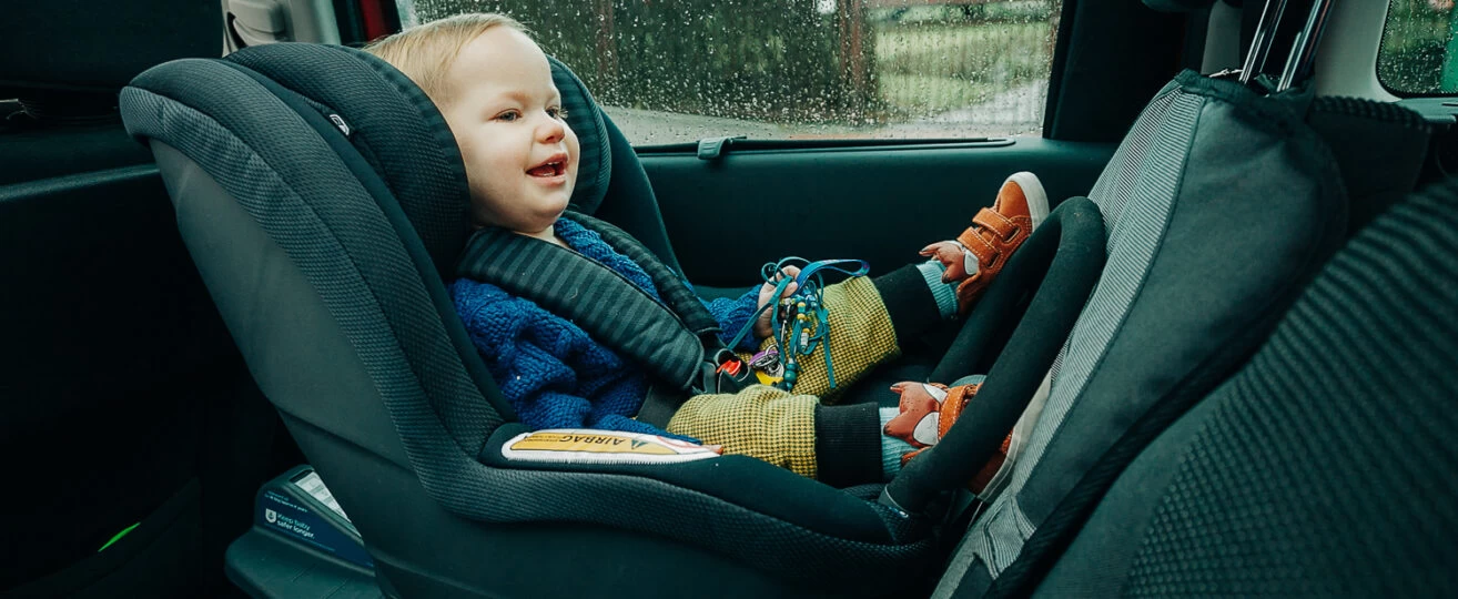 Przegląd fotelików RWF: Joie i-Anchor (0-18 kg)