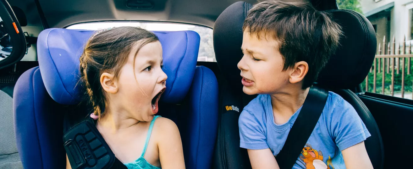 Rodzeństwo w podróży – co zrobić by przetrwać w komplecie