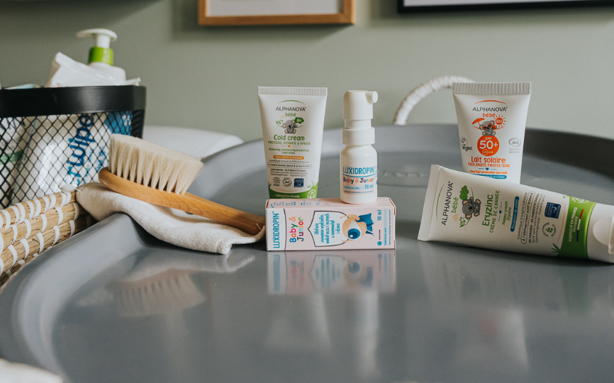 Kosmetyczka malucha, czyli czego nie może zabraknąć przy kompletowaniu wyprawki?